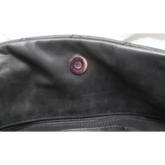 CHANEL Quilted Shoulder Bag JUST MADEMOISELLE Bowling Black Iridescent Chain - Picture 9 of 13